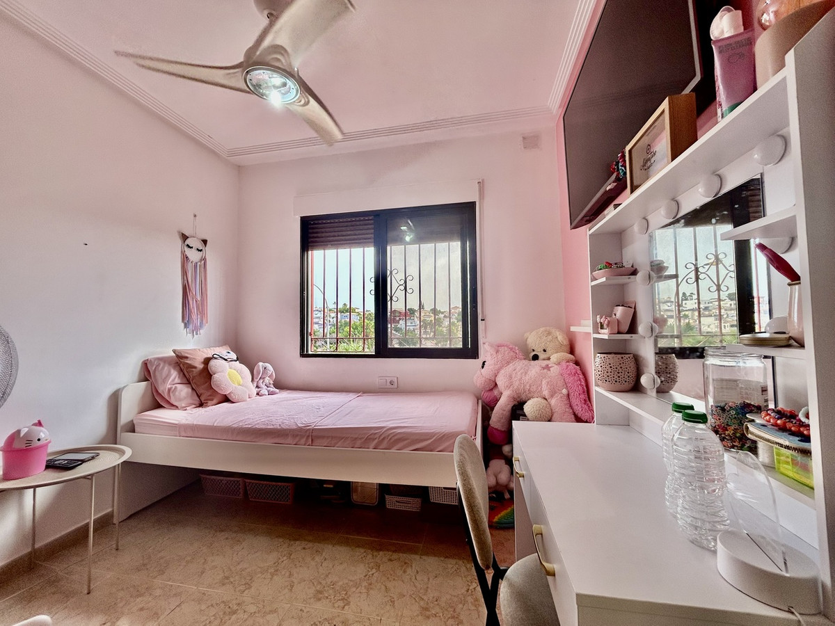 For sale - 2 Bedroom 2 Bathroom House - Detached Villa in Orihuela - Villamartin  - Alicante