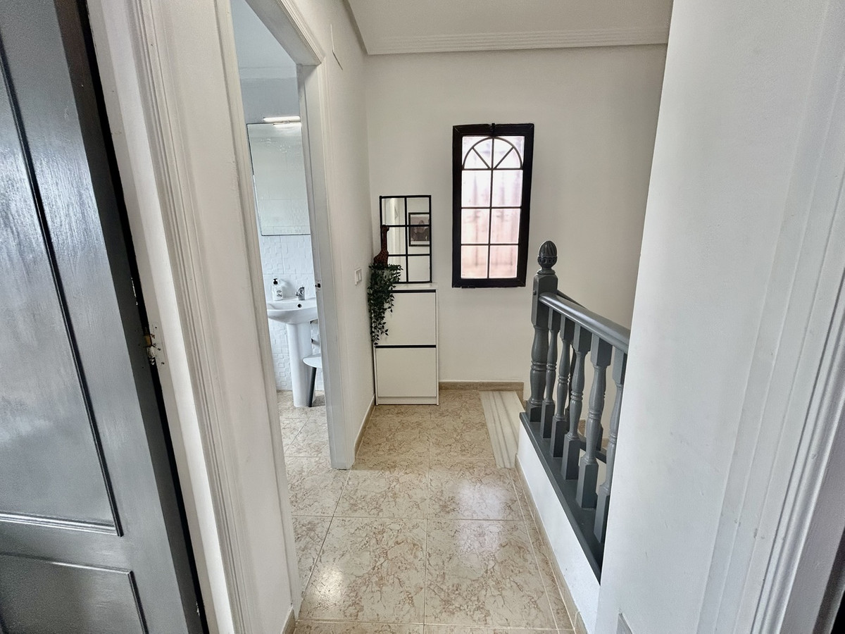 For sale - 2 Bedroom 2 Bathroom House - Detached Villa in Orihuela - Villamartin  - Alicante