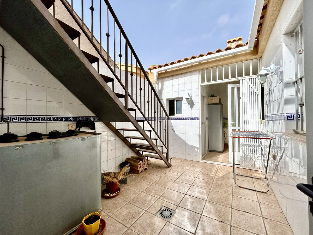 For sale - 3 Bedroom 3 Bathroom House - Townhouse in Pilar de la Horadada - Torre de la Horadada  - Alicante