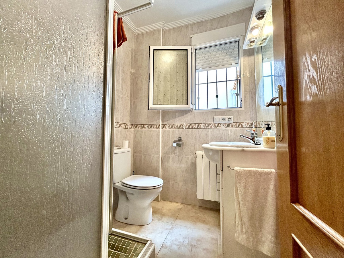 For sale - 3 Bedroom 3 Bathroom House - Townhouse in Pilar de la Horadada - Torre de la Horadada  - Alicante