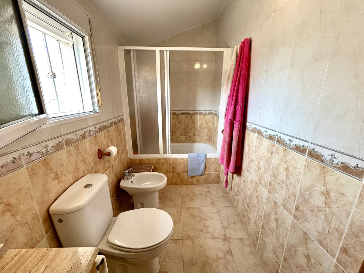 For sale - 3 Bedroom 3 Bathroom House - Townhouse in Pilar de la Horadada - Torre de la Horadada  - Alicante