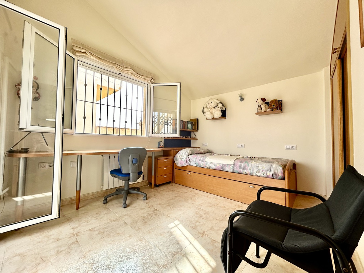 For sale - 3 Bedroom 3 Bathroom House - Townhouse in Pilar de la Horadada - Torre de la Horadada  - Alicante