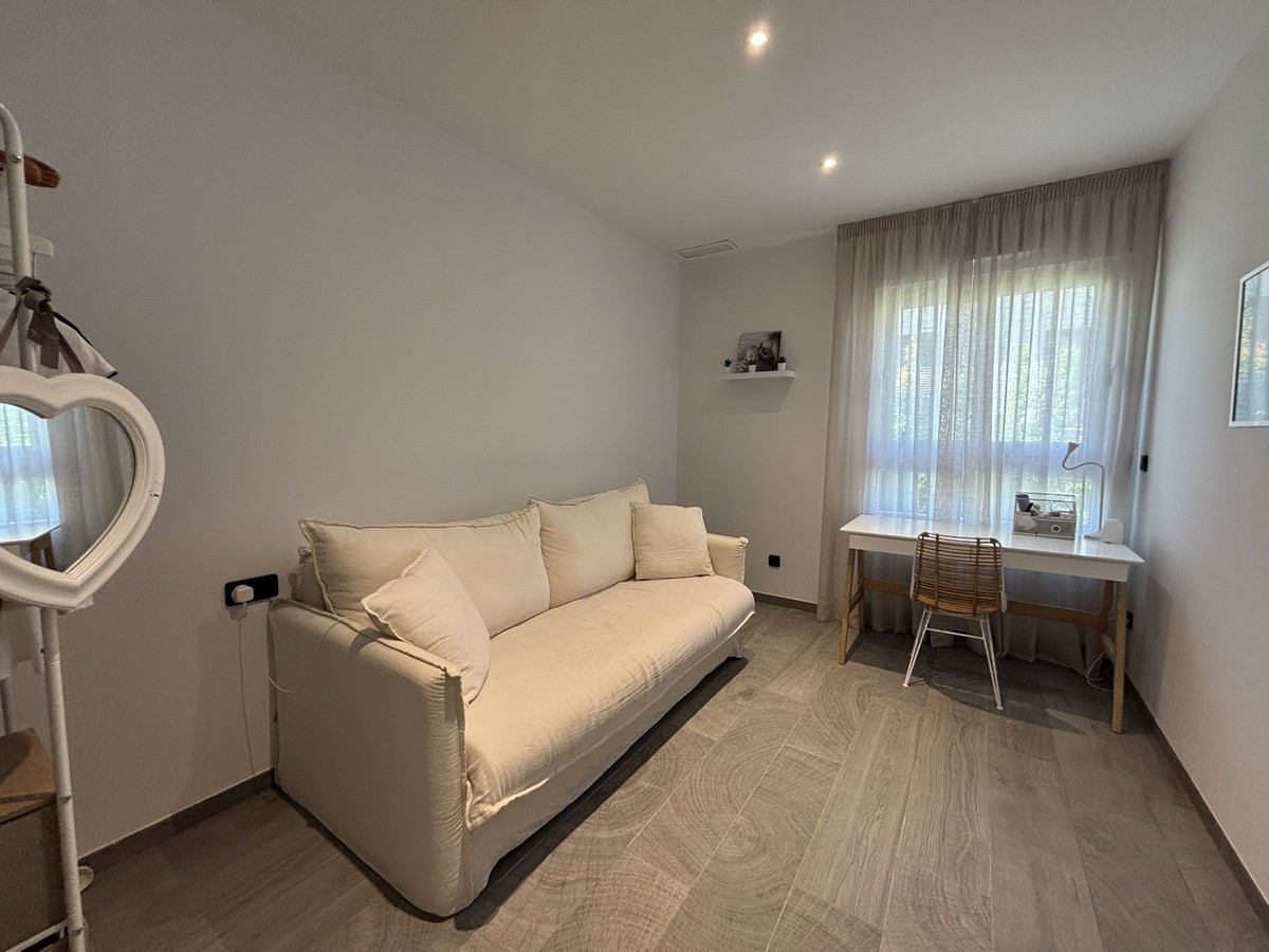 For sale - 3 Bedroom 2 Bathroom Apartment - Ground Floor Apartment in Algorfa - La Finca Golf  - Alicante
