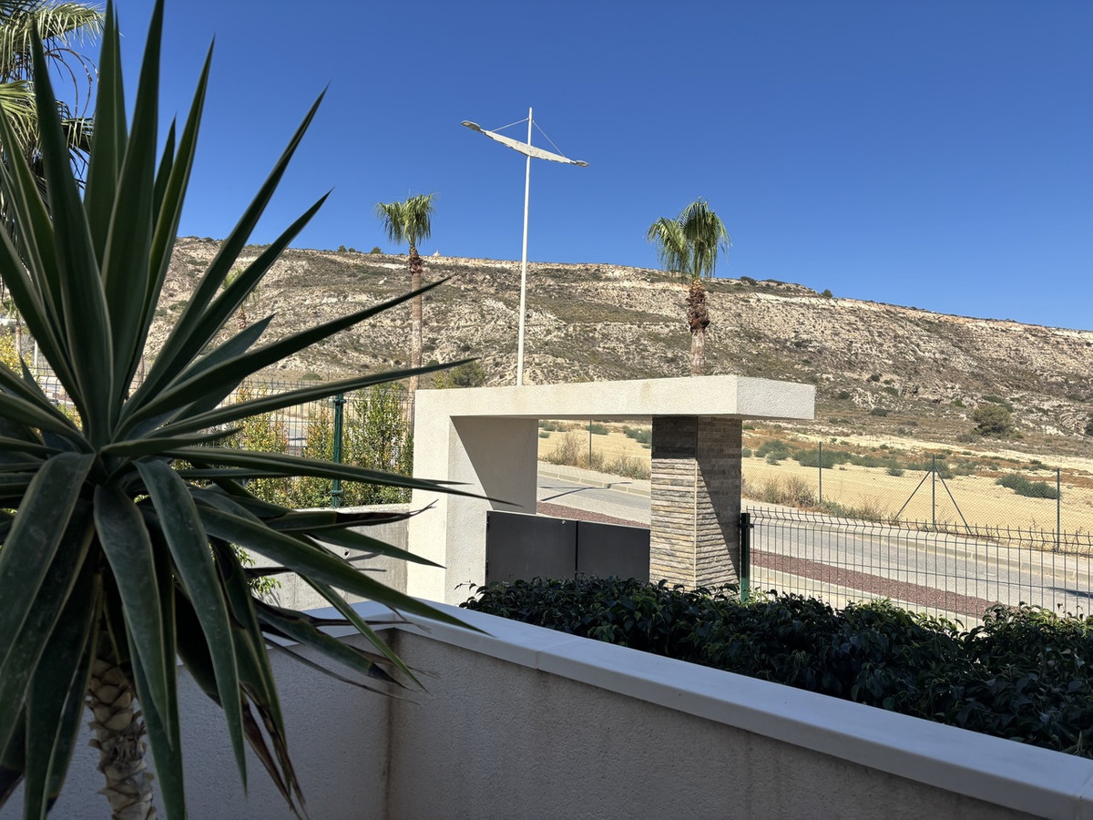For sale - 3 Bedroom 2 Bathroom Apartment - Ground Floor Apartment in Algorfa - Algorfa Centro  - Alicante