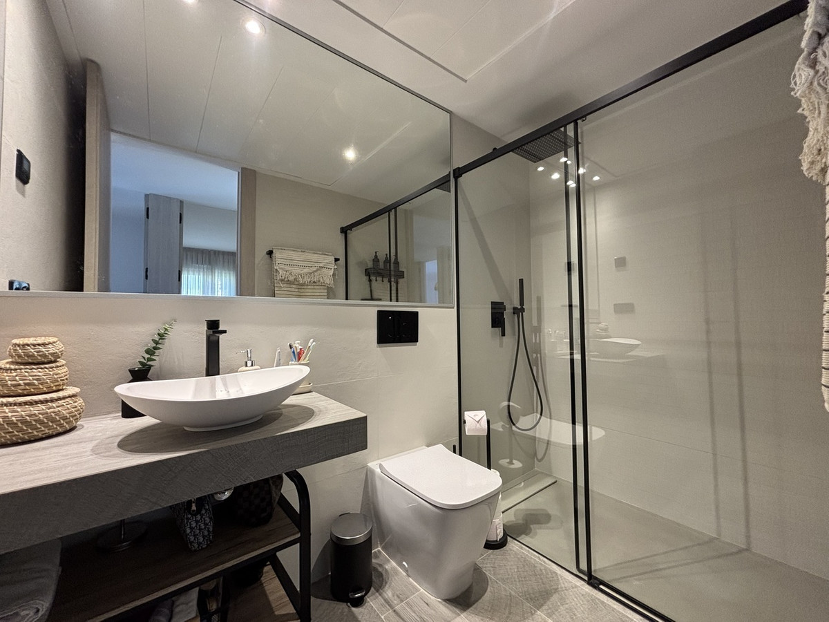 For sale - 3 Bedroom 2 Bathroom Apartment - Ground Floor Apartment in Algorfa - La Finca Golf  - Alicante
