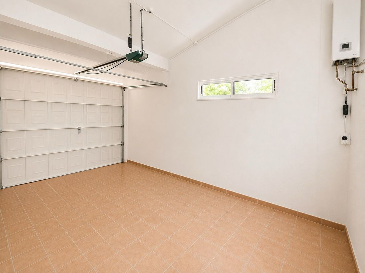For sale - 3 Bedroom 3 Bathroom House - Detached Villa in Orihuela - Villamartin  - Alicante