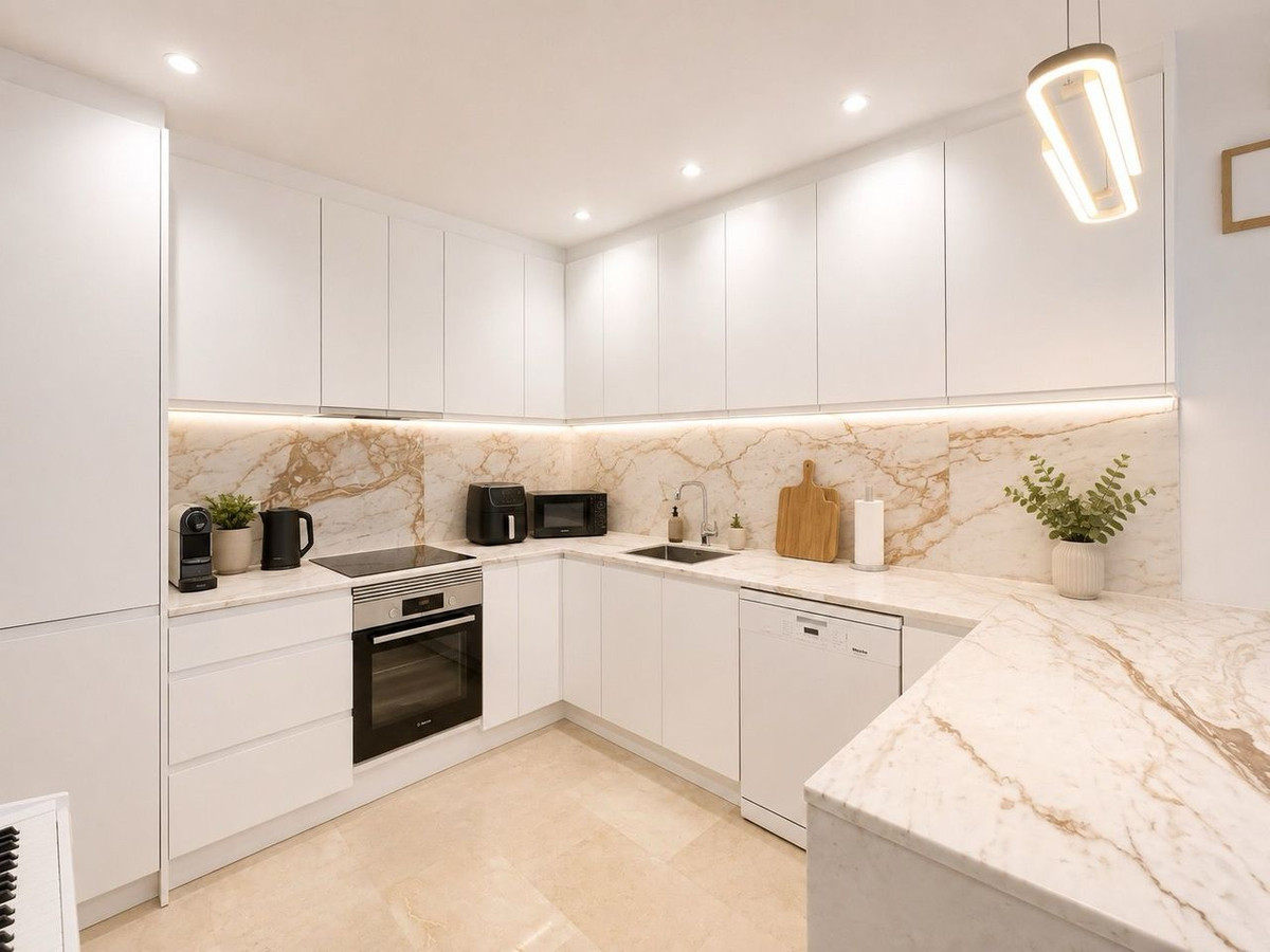 For sale - 3 Bedroom 3 Bathroom House - Detached Villa in Orihuela - Villamartin  - Alicante