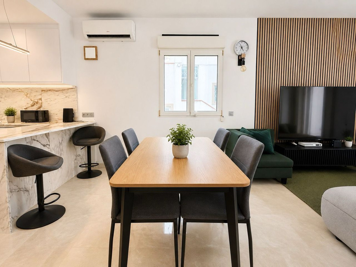 For sale - 3 Bedroom 3 Bathroom House - Detached Villa in Orihuela - Villamartin  - Alicante
