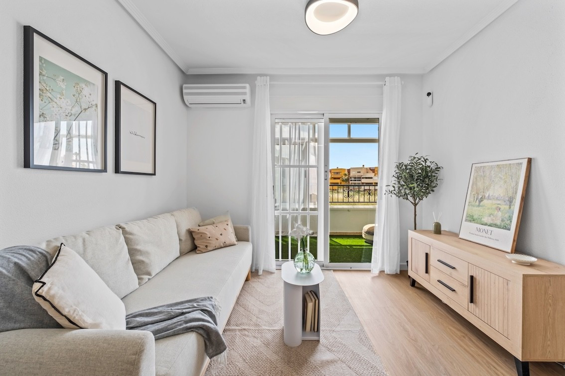 For sale - 2 Bedroom 1 Bathroom Apartment - Ground Floor Apartment in Orihuela - Playa Flamenca  - Alicante