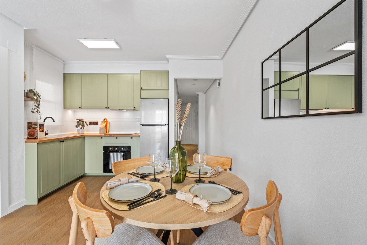For sale - 2 Bedroom 1 Bathroom Apartment - Ground Floor Apartment in Orihuela - Playa Flamenca  - Alicante