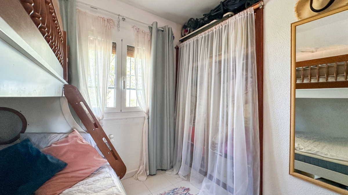 For sale - 1 Bedroom 1 Bathroom Ground floor apartment in Villamartin - Villamartin - Alicante