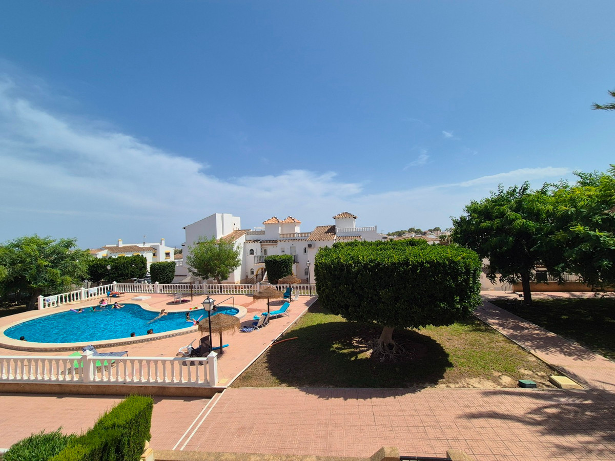 For sale - 1 Bedroom 1 Bathroom Ground floor apartment in Villamartin - Villamartin - Alicante