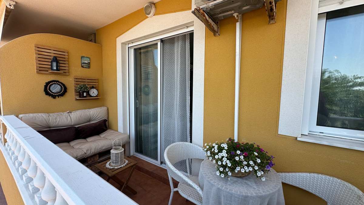 For sale - 2 Bedroom 2 Bathroom Apartment - Middle Floor Apartment in Guardamar del Segura - Guardamar del Segura Centro  - Alicante