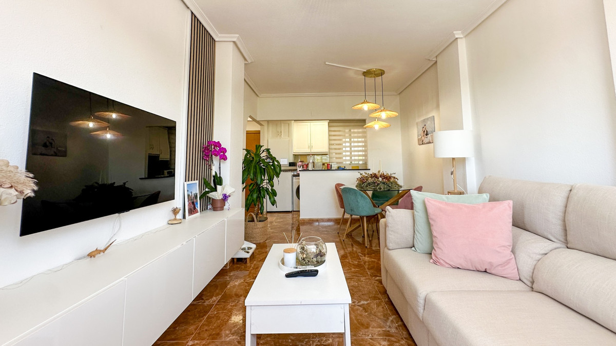 For sale - 2 Bedroom 2 Bathroom Apartment - Middle Floor Apartment in Guardamar del Segura - Guardamar del Segura Centro  - Alicante
