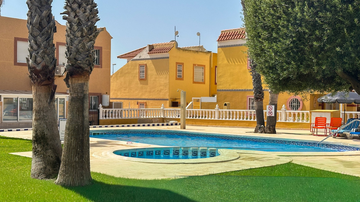 For sale - 2 Bedroom 2 Bathroom House - Townhouse in Orihuela - La Regia  - Alicante