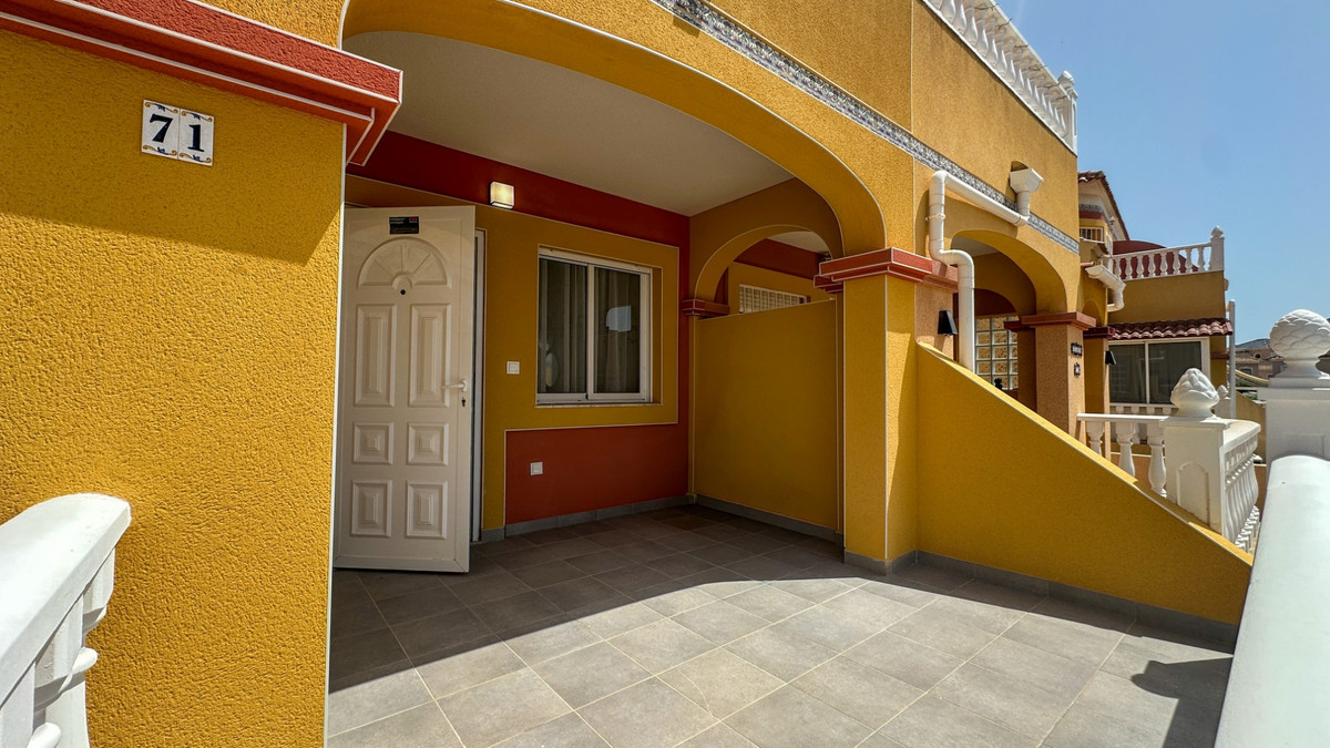 For sale - 2 Bedroom 2 Bathroom House - Townhouse in Orihuela - La Regia  - Alicante