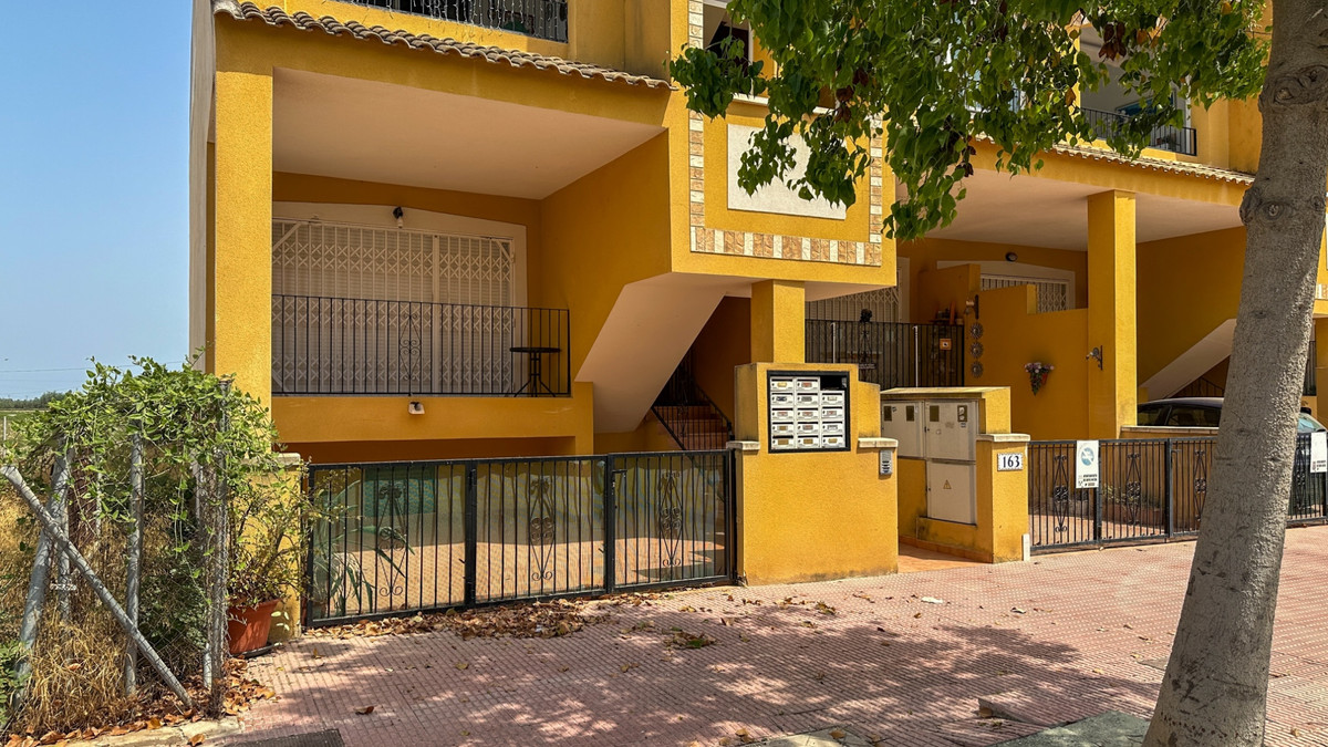 For sale - 2 Bedroom 2 Bathroom House - Bungalow in Daya Nueva - Daya Nueva Centro  - Alicante