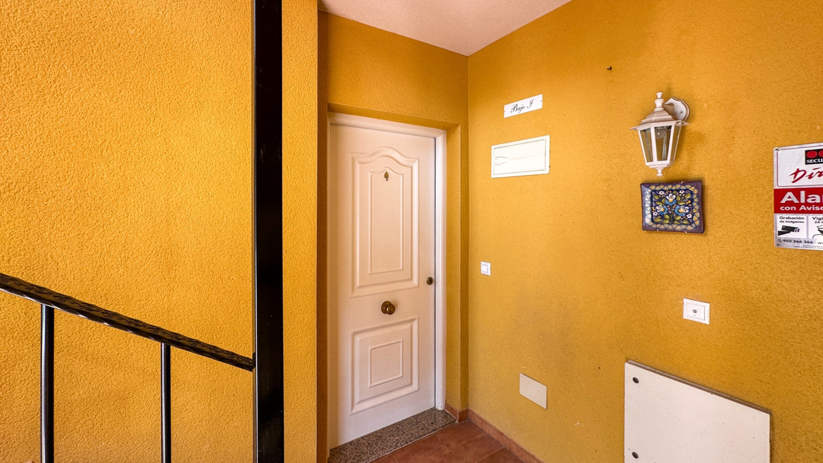 For sale - 2 Bedroom 2 Bathroom House - Bungalow in Daya Nueva - Daya Nueva Centro  - Alicante