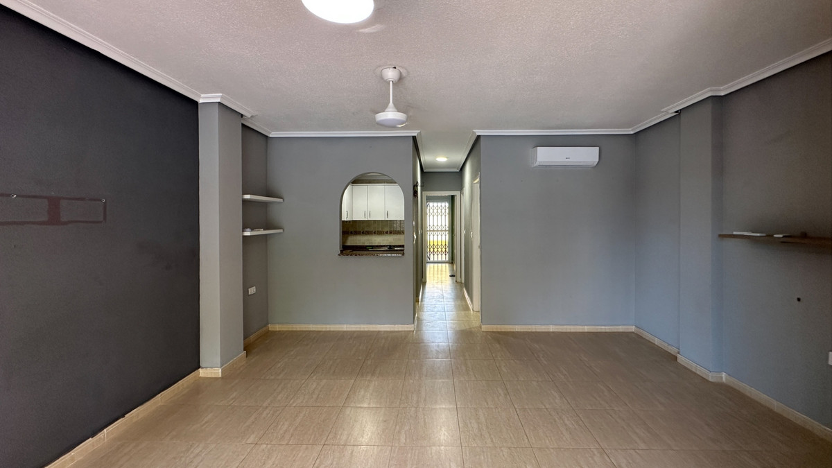 For sale - 2 Bedroom 2 Bathroom House - Bungalow in Daya Nueva - Daya Nueva Centro  - Alicante