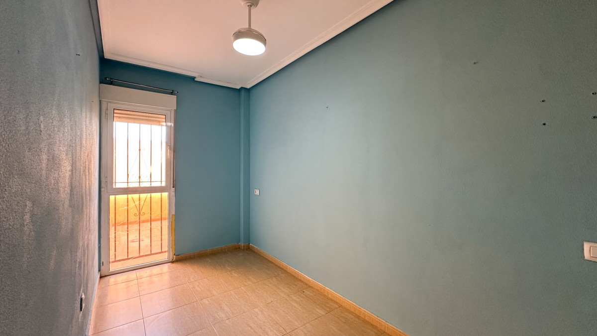 For sale - 2 Bedroom 2 Bathroom House - Bungalow in Daya Nueva - Daya Nueva Centro  - Alicante