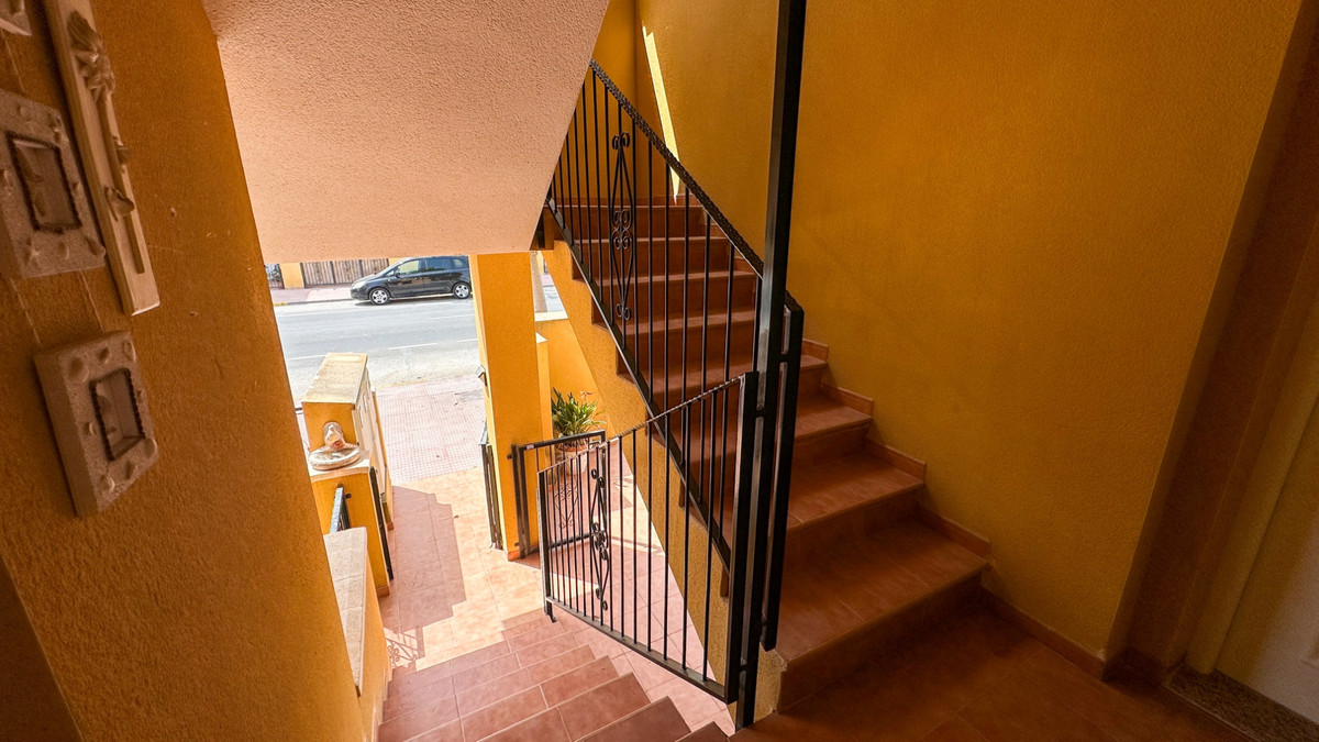 For sale - 2 Bedroom 2 Bathroom House - Bungalow in Daya Nueva - Daya Nueva Centro  - Alicante