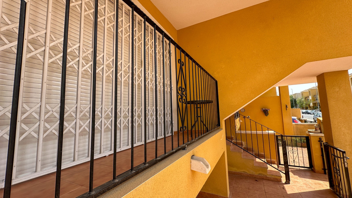 For sale - 2 Bedroom 2 Bathroom House - Bungalow in Daya Nueva - Daya Nueva Centro  - Alicante