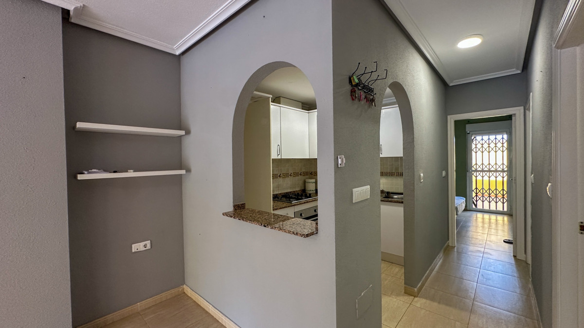 For sale - 2 Bedroom 2 Bathroom House - Bungalow in Daya Nueva - Daya Nueva Centro  - Alicante