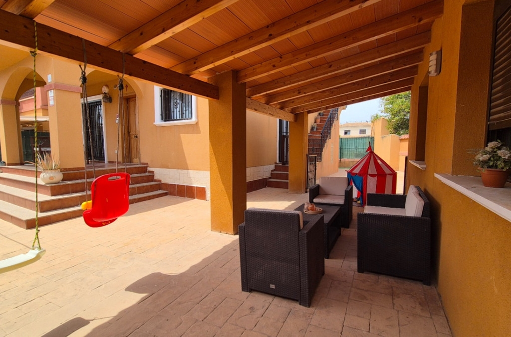 2 Bedroom 2 Bathroom House - Detached Villa in Torrevieja