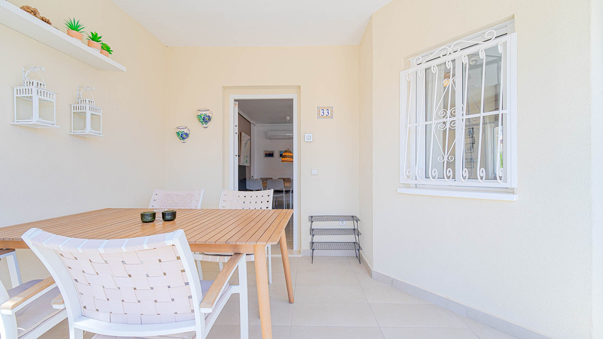 For sale - 3 Bedroom 2 Bathroom House - Townhouse in Rojales - Dona Pepa  - Alicante