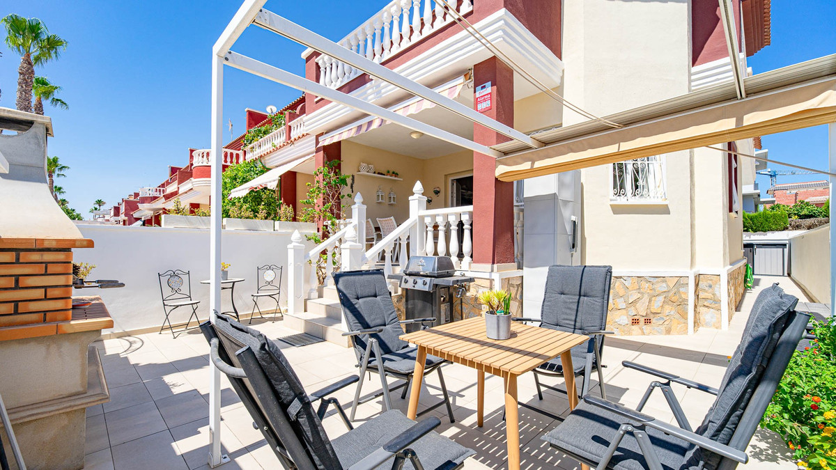 For sale - 3 Bedroom 2 Bathroom House - Townhouse in Rojales - Dona Pepa  - Alicante