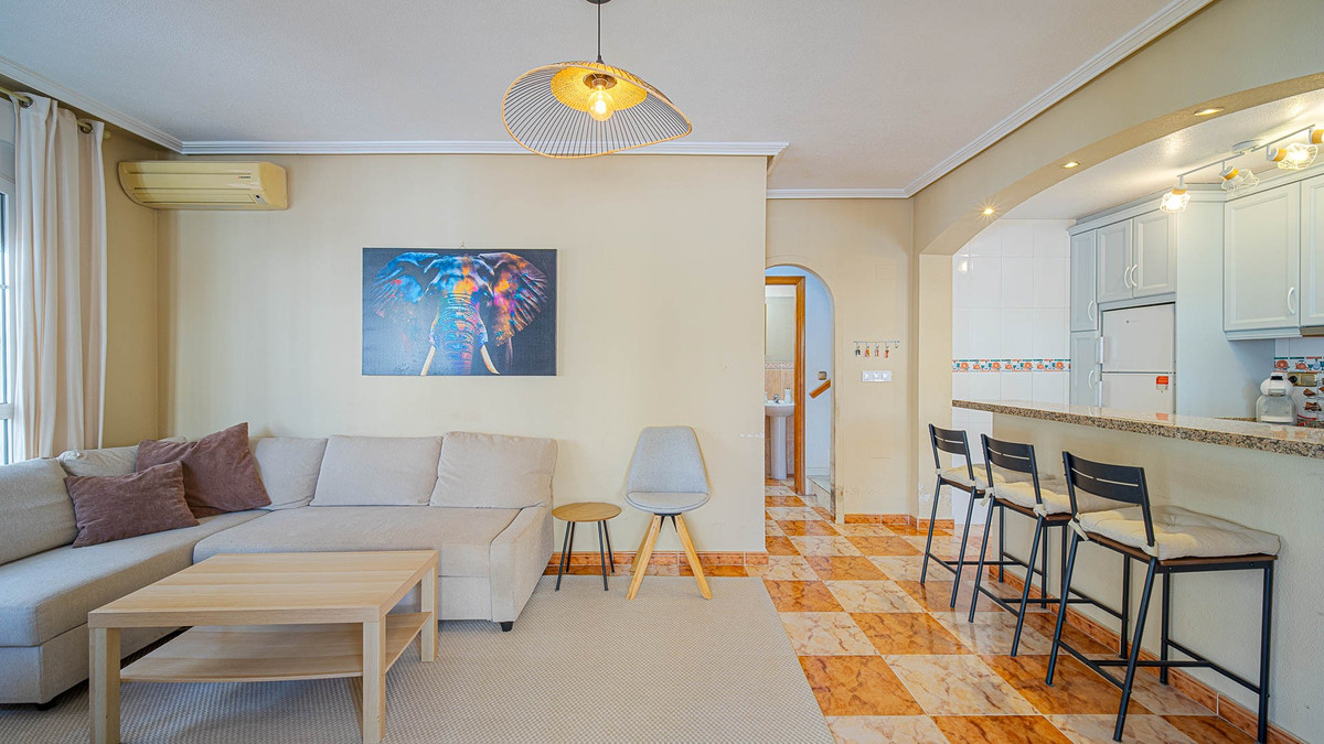 For sale - 3 Bedroom 2 Bathroom House - Quad in Orihuela - Lomas de Cabo Roig  - Alicante