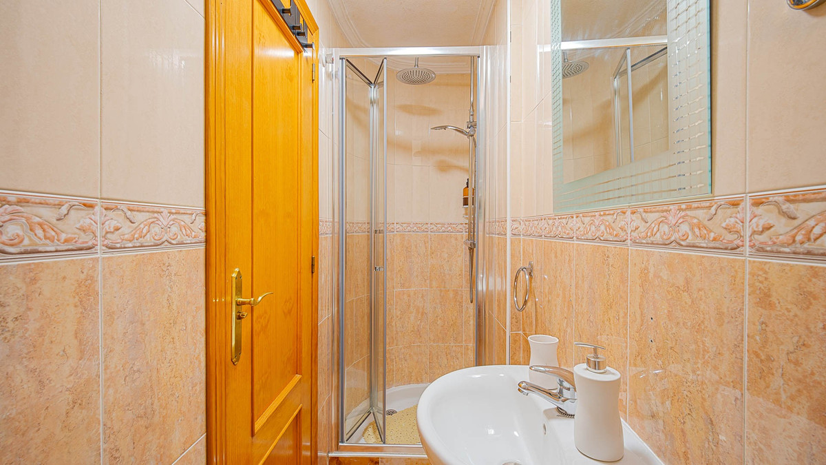 For sale - 3 Bedroom 2 Bathroom House - Quad in Orihuela - Lomas de Cabo Roig  - Alicante