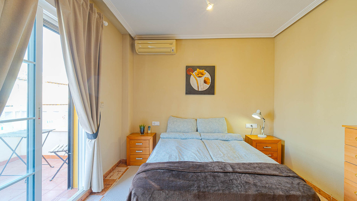 For sale - 3 Bedroom 2 Bathroom House - Quad in Orihuela - Lomas de Cabo Roig  - Alicante
