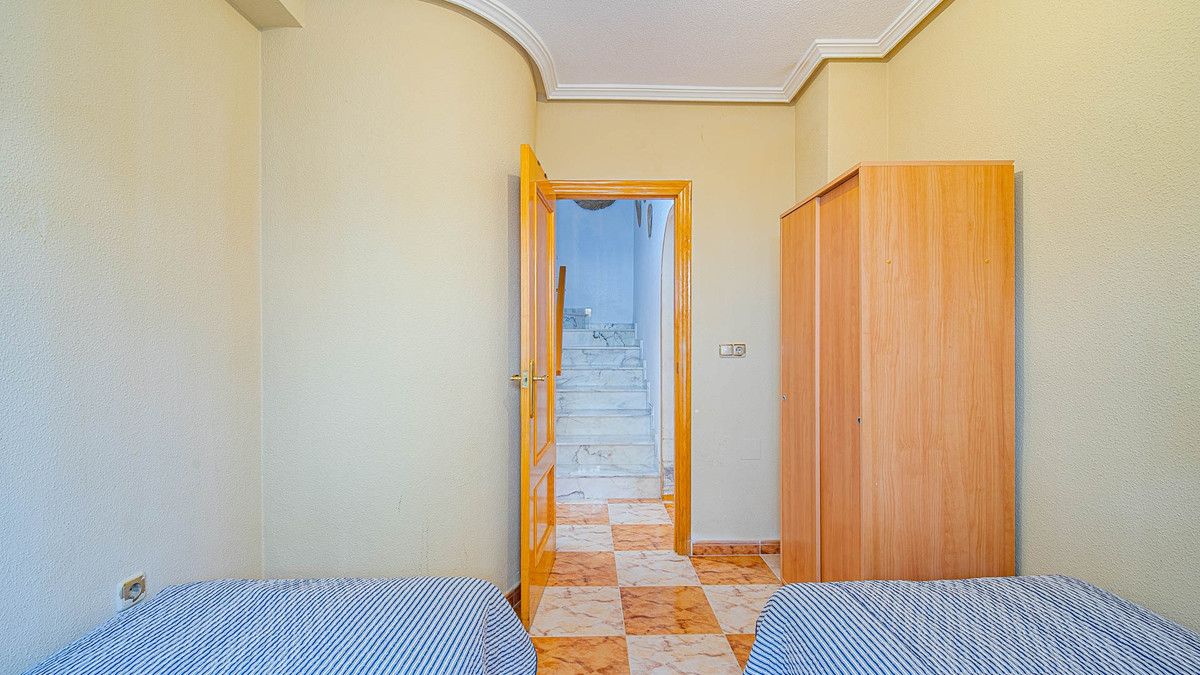 For sale - 3 Bedroom 2 Bathroom House - Quad in Orihuela - Lomas de Cabo Roig  - Alicante