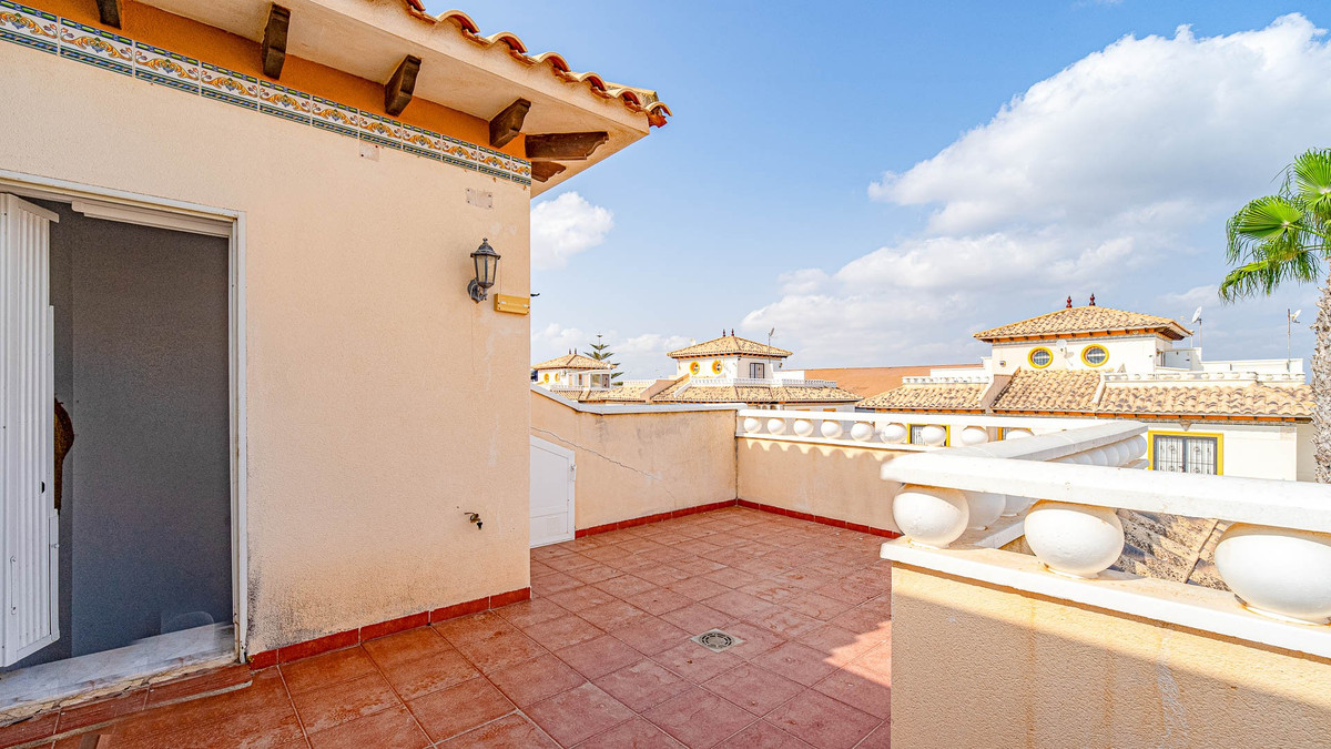 For sale - 3 Bedroom 2 Bathroom House - Quad in Orihuela - Lomas de Cabo Roig  - Alicante