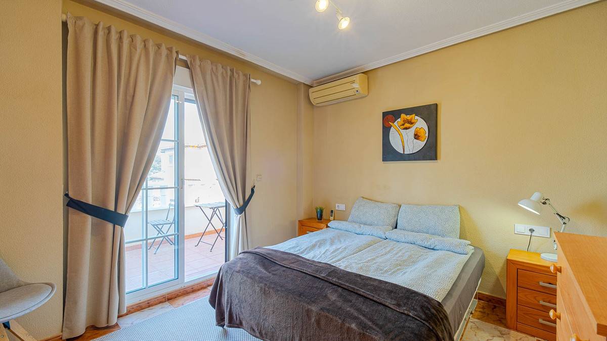 For sale - 3 Bedroom 2 Bathroom House - Quad in Orihuela - Lomas de Cabo Roig  - Alicante
