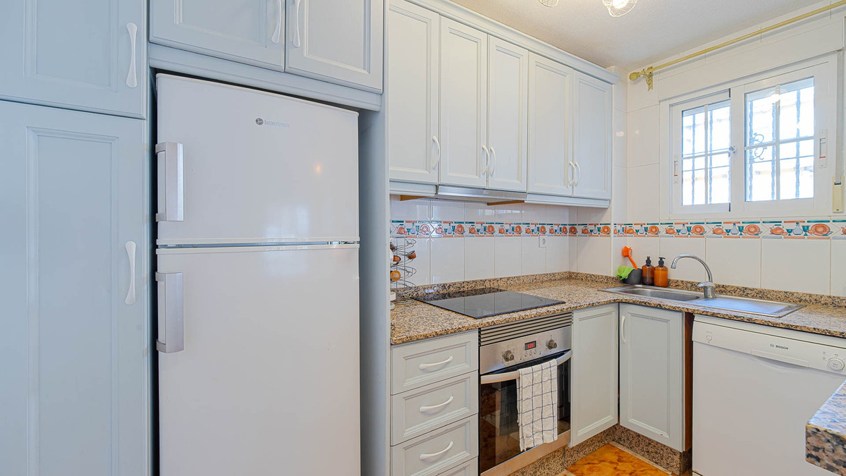 For sale - 3 Bedroom 2 Bathroom House - Quad in Orihuela - Lomas de Cabo Roig  - Alicante