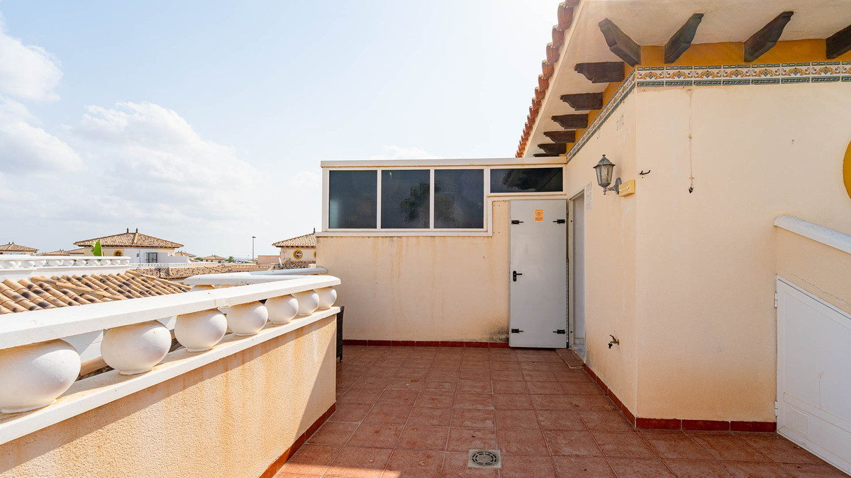 For sale - 3 Bedroom 2 Bathroom House - Quad in Orihuela - Lomas de Cabo Roig  - Alicante