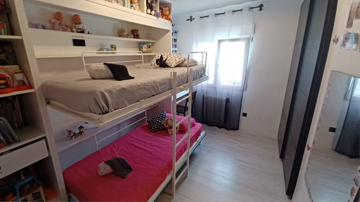 For sale - 3 Bedroom 1 Bathroom Apartment - Ground Floor Apartment in Pilar de la Horadada - Torre de la Horadada  - Alicante