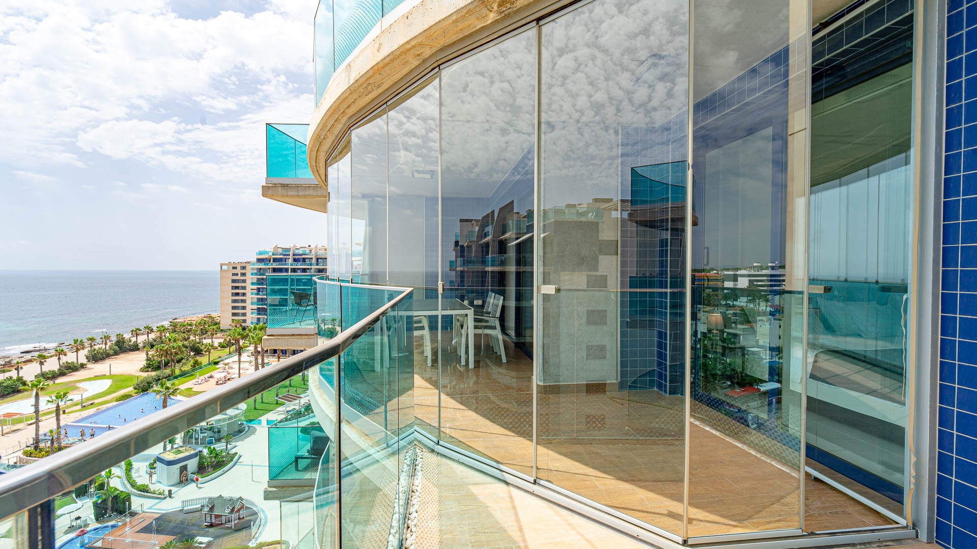 For sale - 2 Bedroom 2 Bathroom Apartament in Punta Prima - Punta Prima  - Alicante