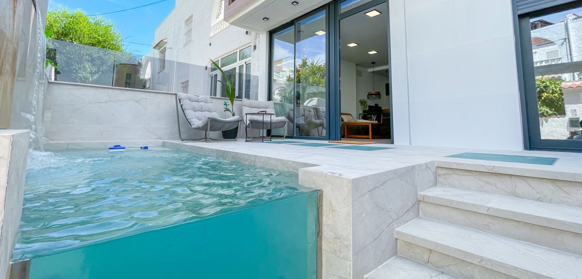 For sale - 3 Bedroom 3 Bathroom Townhouse in Torrevieja - Nueva Torrevieja - Aguas Nuevas  - Costa Blanca (Alicante)