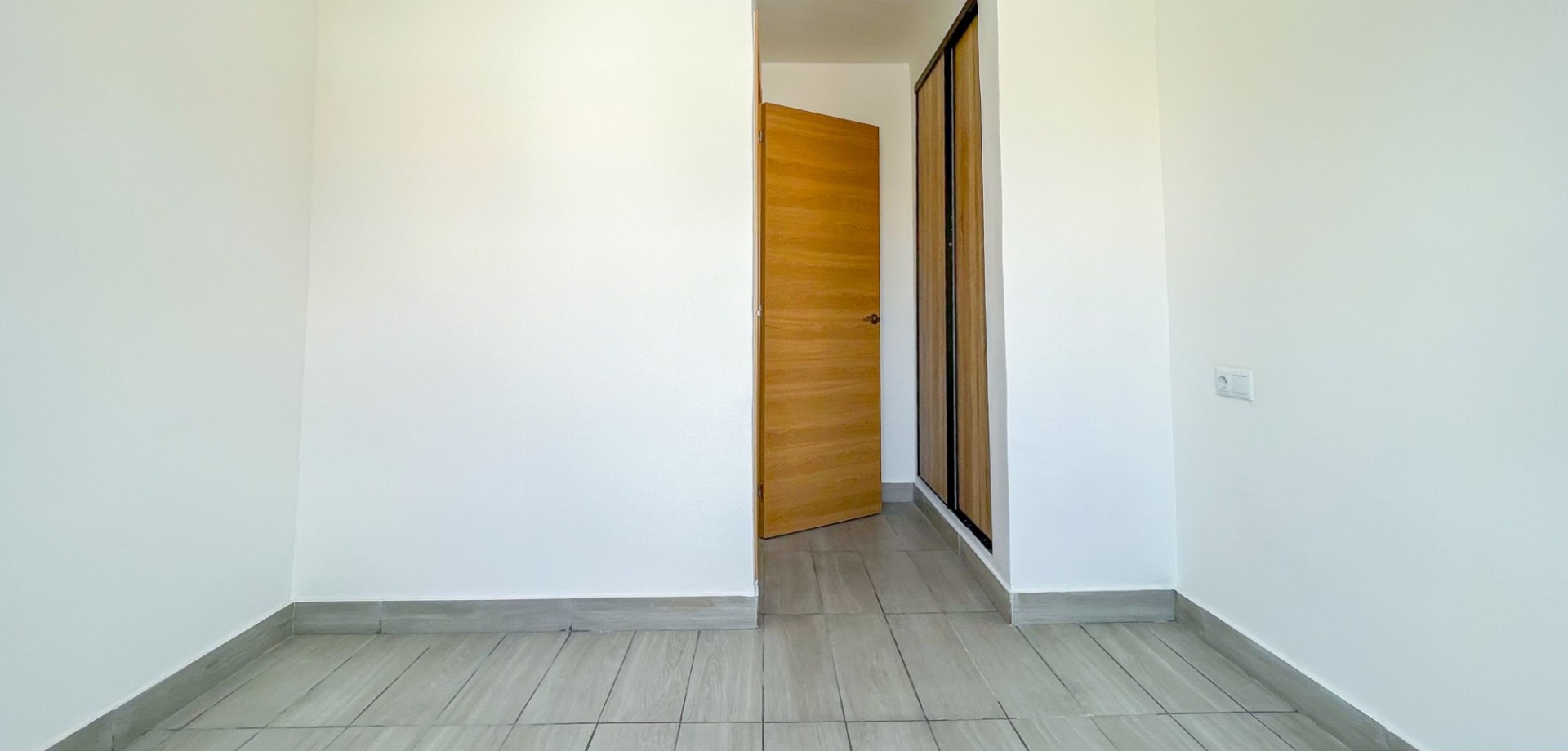 For sale - 2 Bedroom 1 Bathroom Apartment in Torrevieja - Torrevieja  - Costa Blanca (Alicante)
