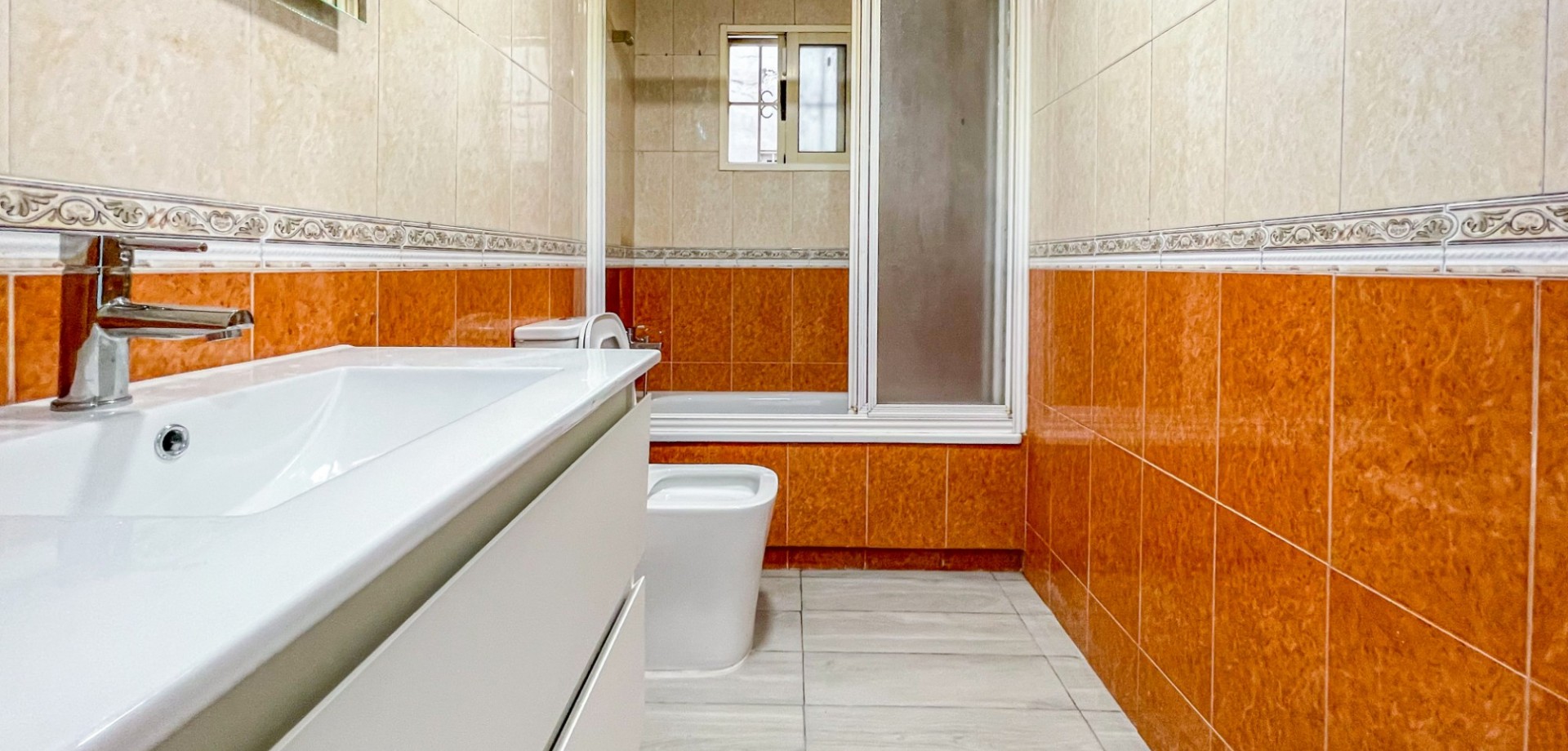 For sale - 2 Bedroom 1 Bathroom Apartment in Torrevieja - Torrevieja  - Costa Blanca (Alicante)
