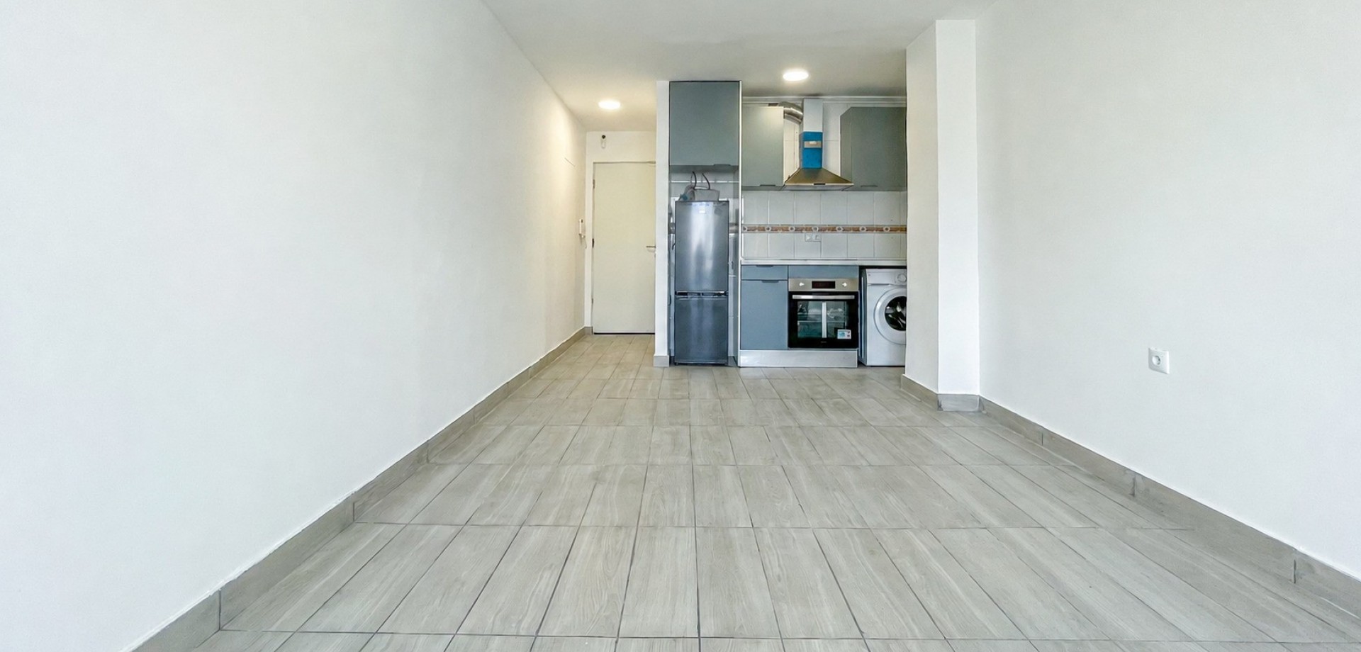 For sale - 2 Bedroom 1 Bathroom Apartment in Torrevieja - Torrevieja  - Costa Blanca (Alicante)