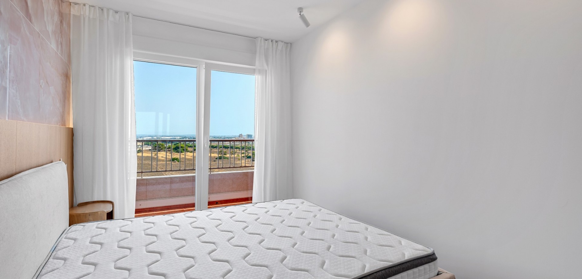 For sale - 2 Bedroom 2 Bathroom Apartment in Orihuela Costa - Punta Prima  - Costa Blanca (Alicante)
