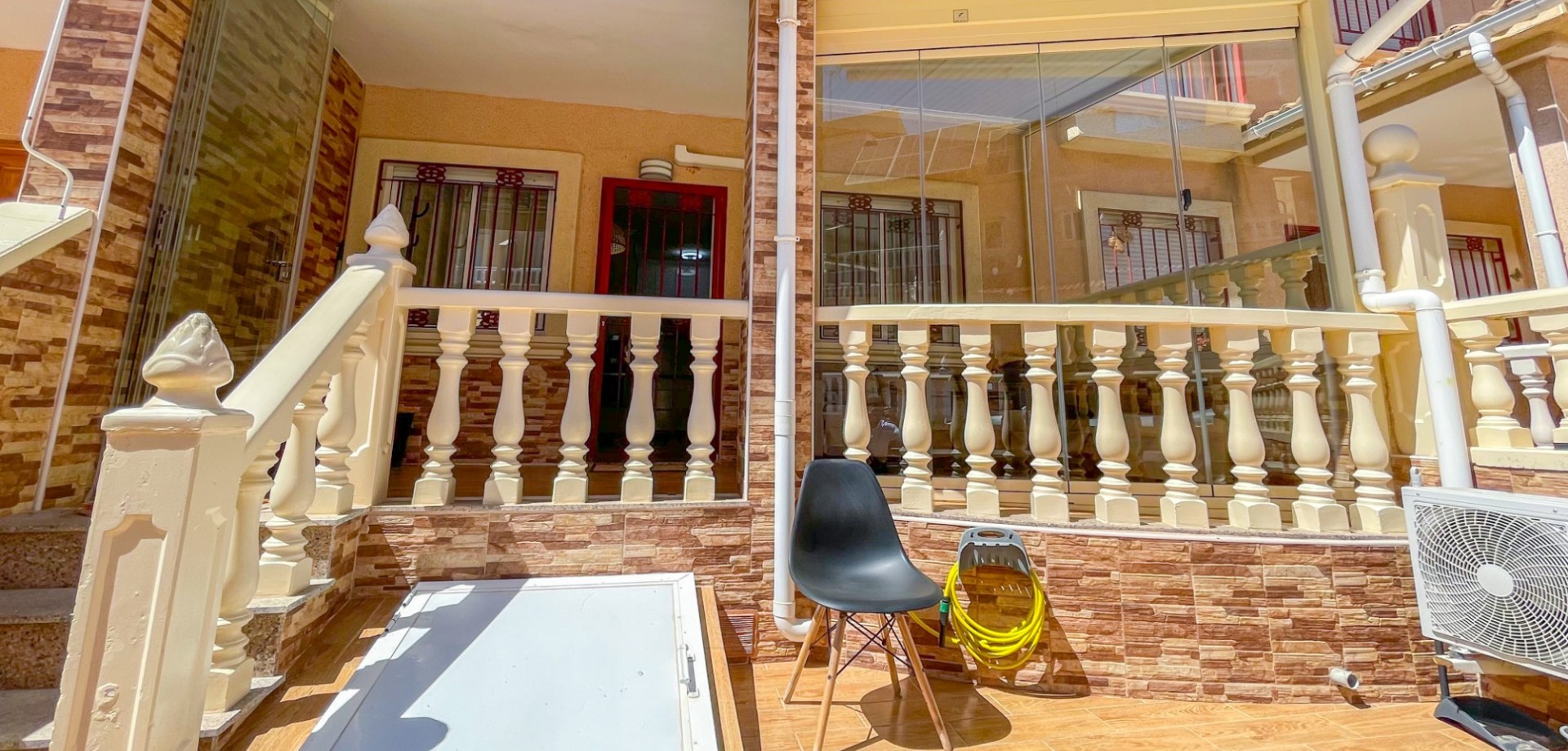 For sale - 3 Bedroom 3 Bathroom Townhouse in Orihuela Costa - Playa Flamenca  - Costa Blanca (Alicante)