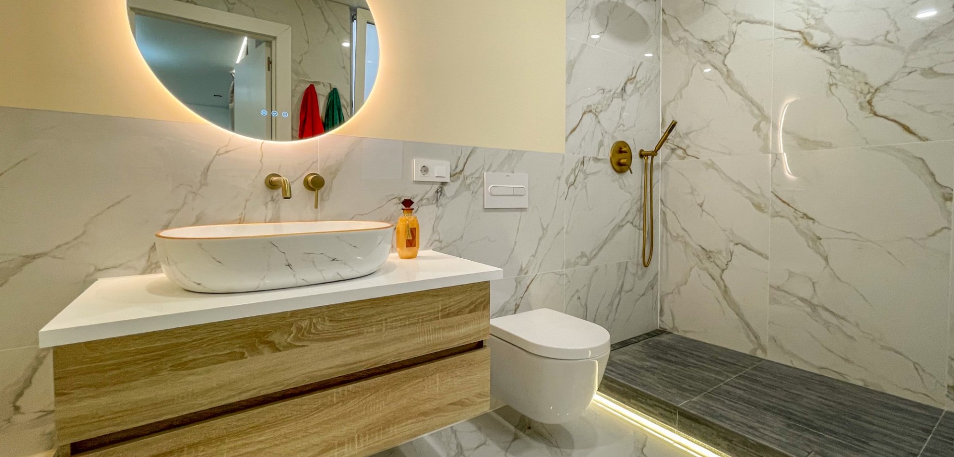 For sale - 2 Bedroom 2 Bathroom Apartment in Torrevieja - El Acequión - Los Náufragos  - Costa Blanca (Alicante)