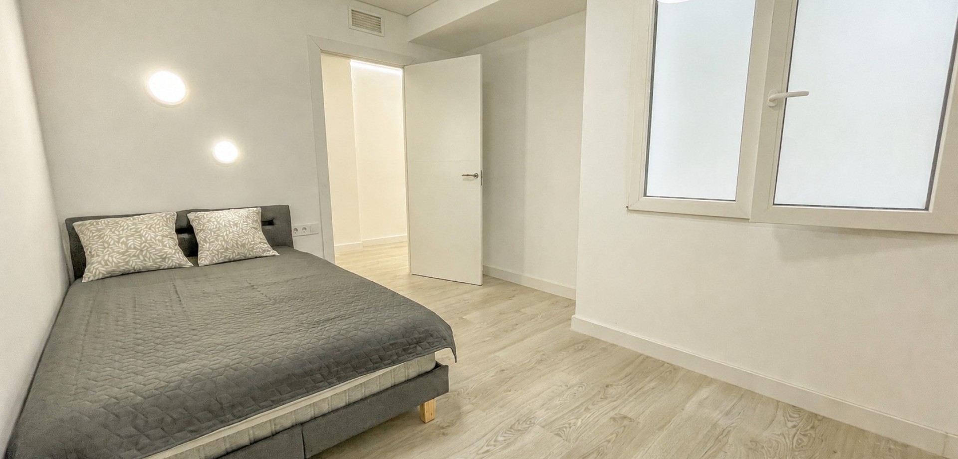 For sale - 2 Bedroom 2 Bathroom Apartment in Torrevieja - El Acequión - Los Náufragos  - Costa Blanca (Alicante)