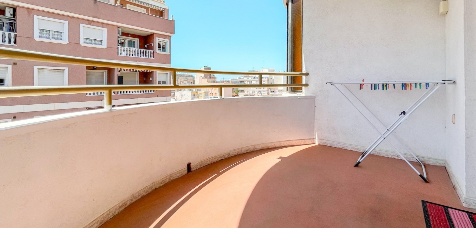 For sale - 3 Bedroom 2 Bathroom Apartment in Torrevieja - El Acequión - Los Náufragos  - Costa Blanca (Alicante)