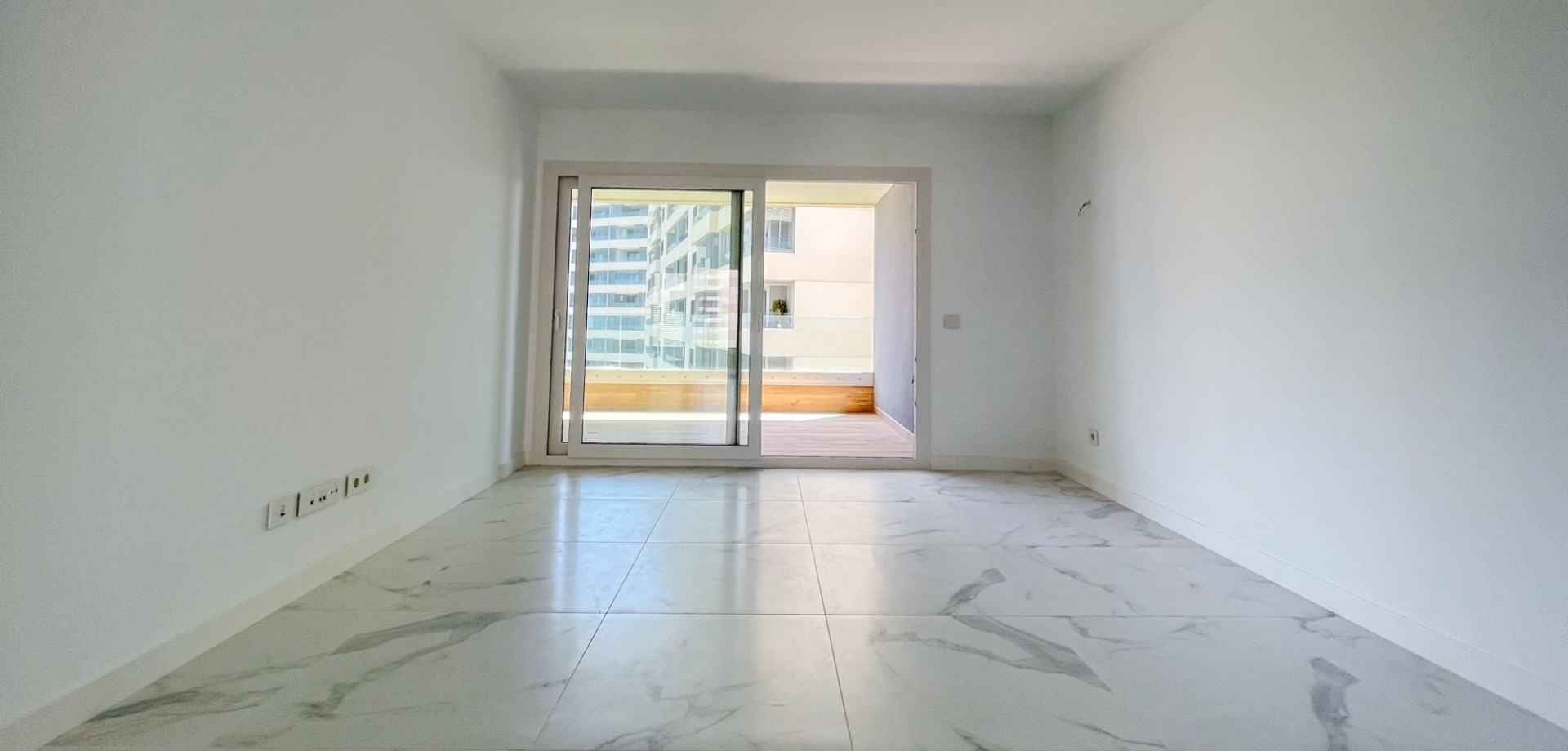 For sale - 3 Bedroom 2 Bathroom Apartment in Orihuela Costa - Punta Prima  - Costa Blanca (Alicante)
